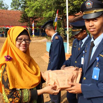 Penyerahan Hadiah Lomba Memperingati HUT RI Ke-73